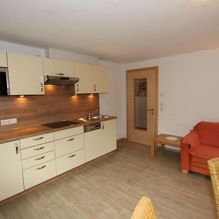 Spacious Apartment in Uderns near Ski Area Exterior foto