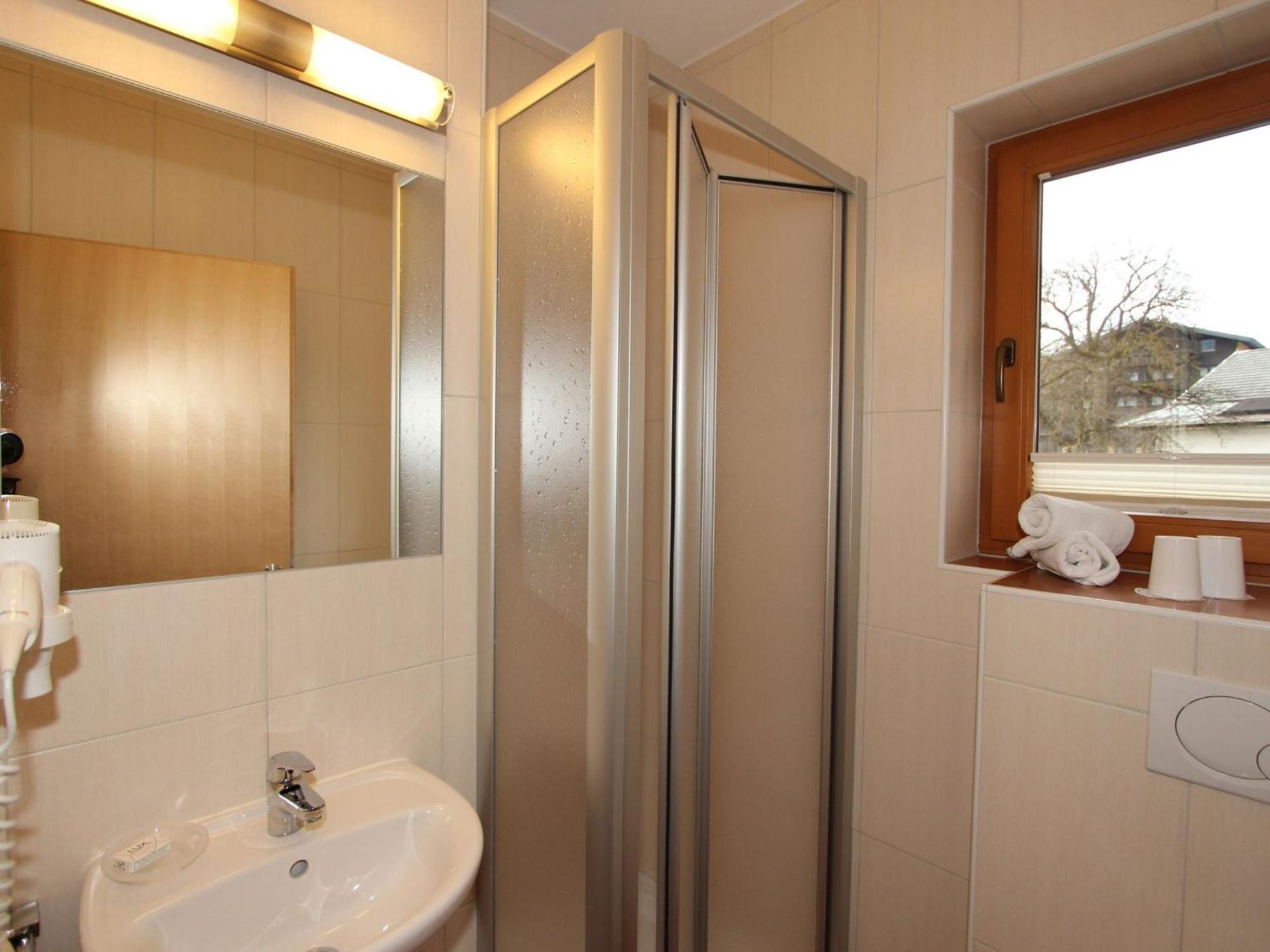 Spacious Apartment in Uderns near Ski Area Exterior foto